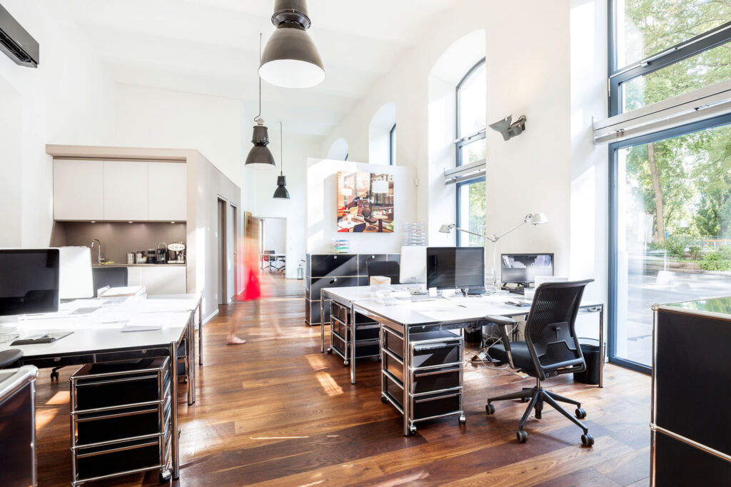 USM haller office, USM Haller furniture, USM Büro, modern office