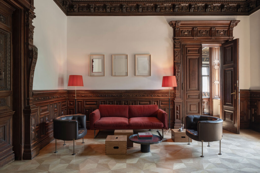 clubraum, clubroom, wiener rechtsanwälte, baker mckenzie, classical interior,